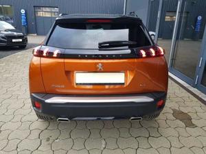 Peugeot 2008 GT 1,2 Automatik 96KW/130PS Navi, SHZ, AHK 96 k... Bild 5