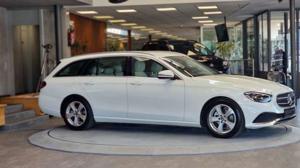 Mercedes-Benz E 220 Bild 12