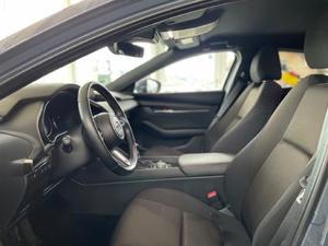 Mazda 3 2019 Bild 11