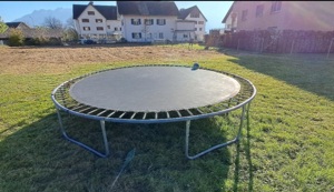 Trampolin zu verschenken