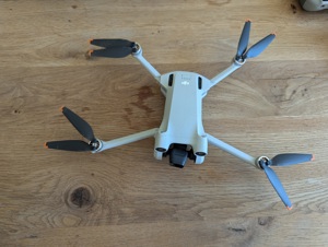 DJI Mini 3 Pro + Fly More Combo Bild 4