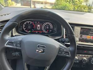 SEAT Ateca Xcellence 4Drive 1.5 TSI DSG ACC Navi AHK Bild 3