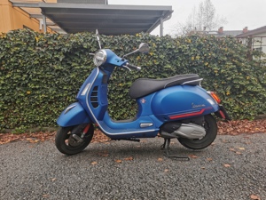 Vespa GTS 300 Supersport Bild 3