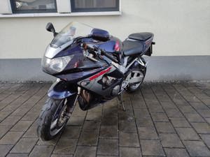 Honda CBR 900RR Fireblade Bild 2