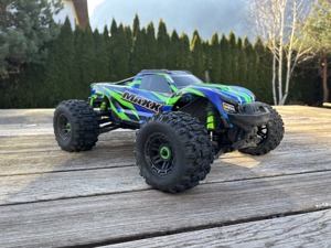 Traxxas Maxx 4S 1 10 RC Monster Truck v