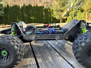 Traxxas Maxx 4S 1 10 RC Monster Truck v Bild 9