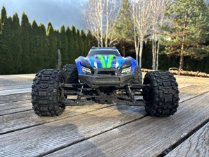 Traxxas Maxx 4S 1 10 RC Monster Truck v Bild 11