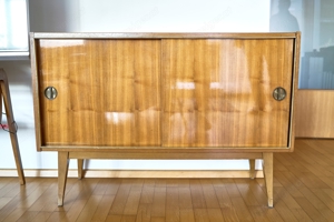 Vintage-Möbel    Kasten und Sideboard   1950er Jahre Bild 2