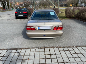 Mercedes E- Klasse  Bild 2