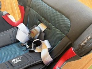 Britax Römer Advansafix IV R 9-36kg Kindersitz Bild 3