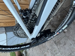 Mountainbike Fully Canyon LUX Worldcup 2022 23 cf 8  Bild 7