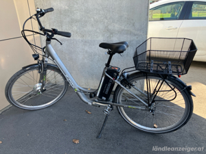 Fahrrad E-bike city Bild 2