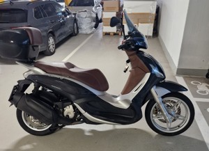 Piaggio Beverly 350 Sport Touring Bild 5