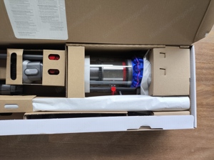 Dyson V15 detect fluffy - originalverpackt und ungebraucht Bild 3