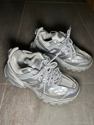 balenciaga Schuhe Silbergröße 40