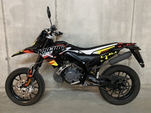 Derbi Racing Senda Supermoto X-treme DRD - 1. Besitz, Bj. 04 2019, nur 6.174 km,  Supermoto Bild 3