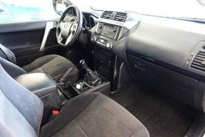 Toyota Land Cruiser Bild 10