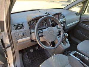 Opel Zafira Bild 2