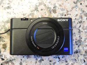 Sony Cyber-shot DSC-RX100 III Bild 2