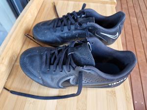 Nike Fussballschuhe Gr. 35 Bild 3
