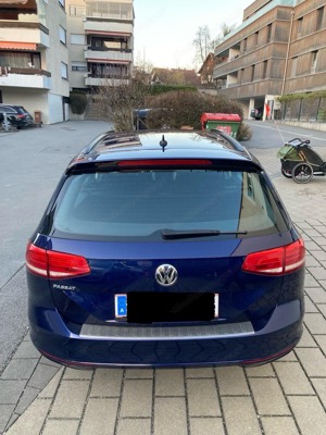 VW Passat 2.0 TDi Kombi   Family Van Bild 6