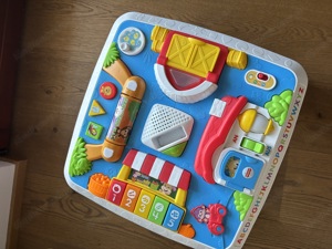 Fisher-Price Spieltisch Bild 2