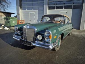 Mercedes-Benz W111 280 SE Werkscabriolet (Original) Bild 2