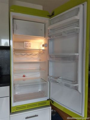 SMEG Kühlschrank mit Gefrierfach Bild 3