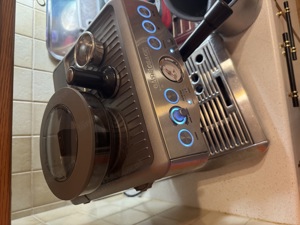 Barista Express Espresso-Maschine (Silber, Integrierte Kaffeemühle, 2400  Bild 4