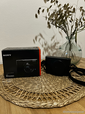 Sony RX100 III | Premium-Kompaktkamera