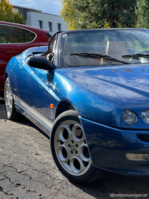 Alfa Romeo Spider 916 Bild 3