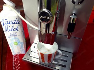 Jura ENA 9 Kaffeevollautomat - Cappuccino und Latte auf Knopfdruck Bild 2