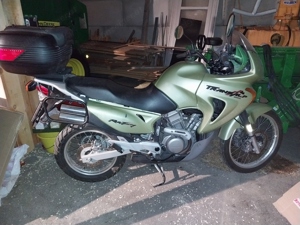 Motorrad HondaTransalp Bild 5