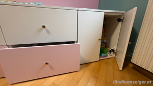 Kleiderschrank mit 3 Kasten Bild 3