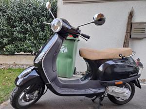 Vespa LX50 BJ2012 Top Zustand Bild 3