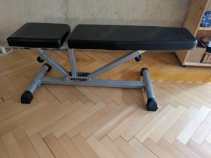 Trainingsgeräte, Bank, Ständer, Hanteln und Gewichte mit über 150kg an Scheiben Bild 2