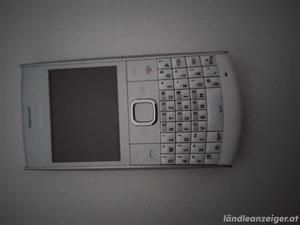 Nokia X2-01