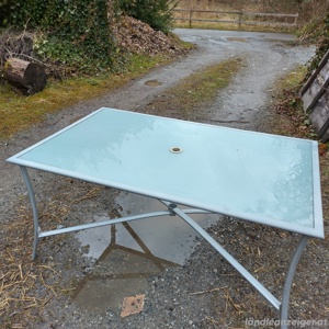 Gartentisch Alu Glas 150x96cm zu verschenken