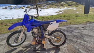 Yamaha YZ450F 2004 Motocross Bild 2