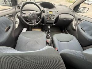 Toyota Yaris Bild 6