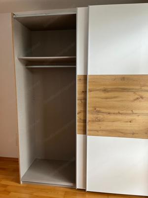 Moderner Kleiderschrank - Blickfang für jedes Schlafzimmer Bild 3