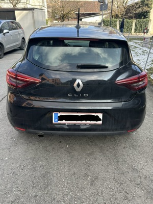 Auto Verkauf Renault Clio aufgrund von Umzug Bild 2