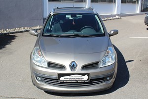 Renault Clio Grandtour Dynamique 1,2 16V aus erster Hand  Bild 2