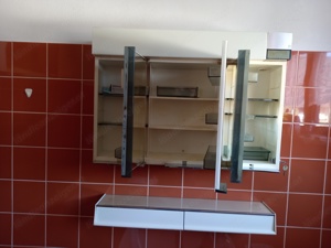 Spiegelschrank für Badezimmer zu verschenken Bild 2