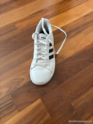 Adidas Sneaker in Gr. 34 Bild 3