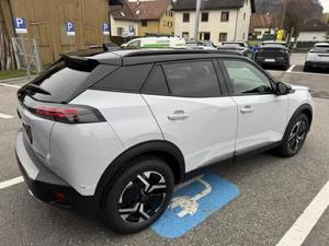 Peugeot 2008 Bild 6