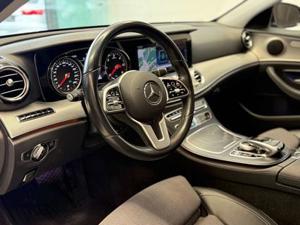 Mercedes-Benz E 300 Bild 10