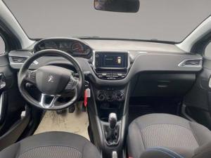 Peugeot 208 Bild 11