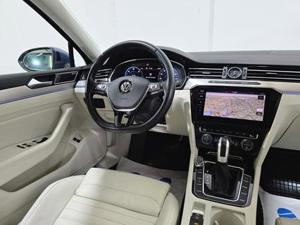VW Passat Bild 7
