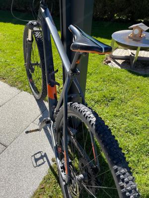 Cube Mountainbike mit RockShox Gabel & Shimano SLX Schaltung Bild 3